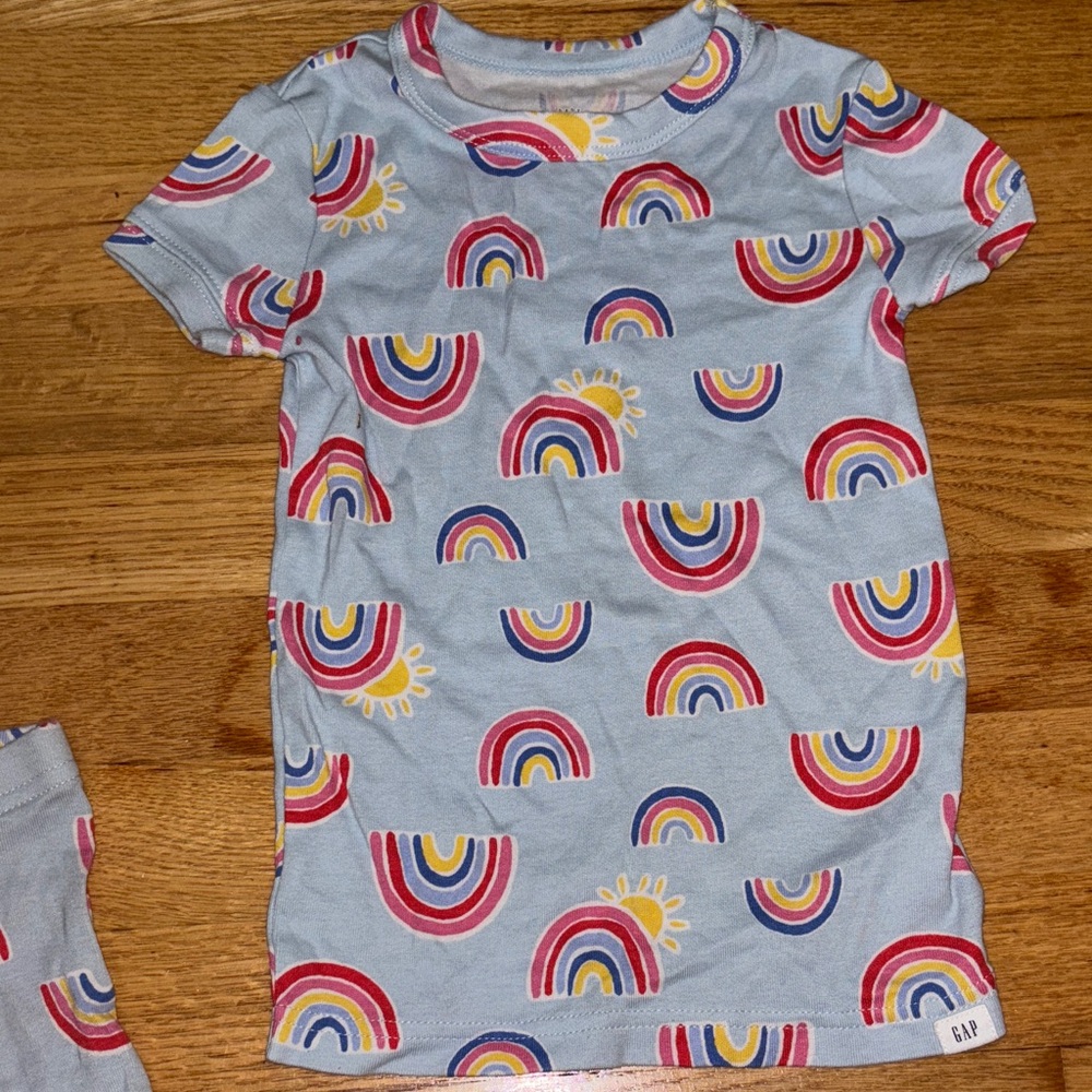 Gap Rainbow Set - Picture 2 of 7